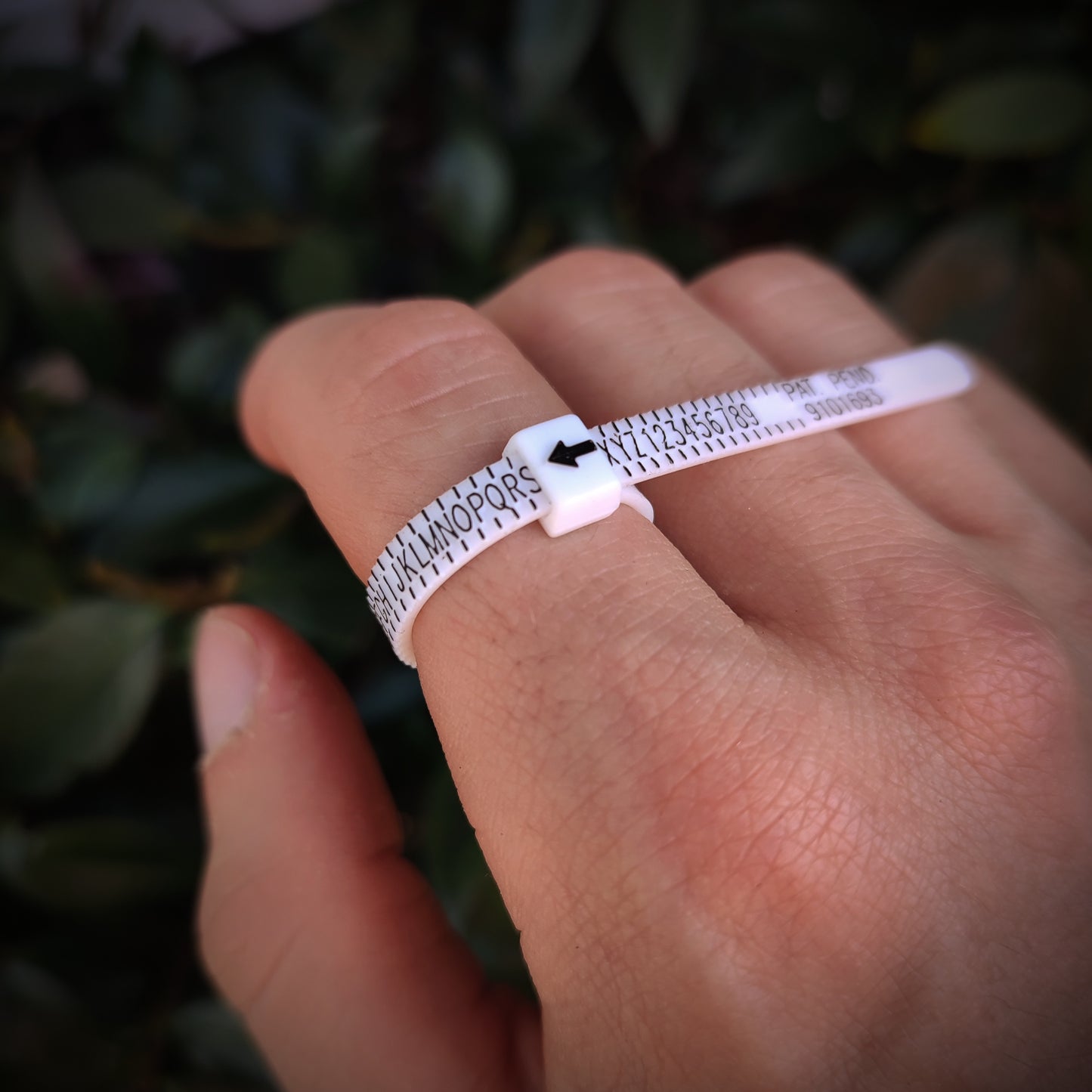 adjustable ring sizer