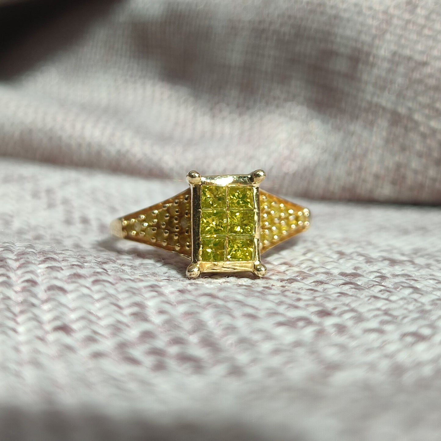 9ct Gold Yellow Diamond Ring