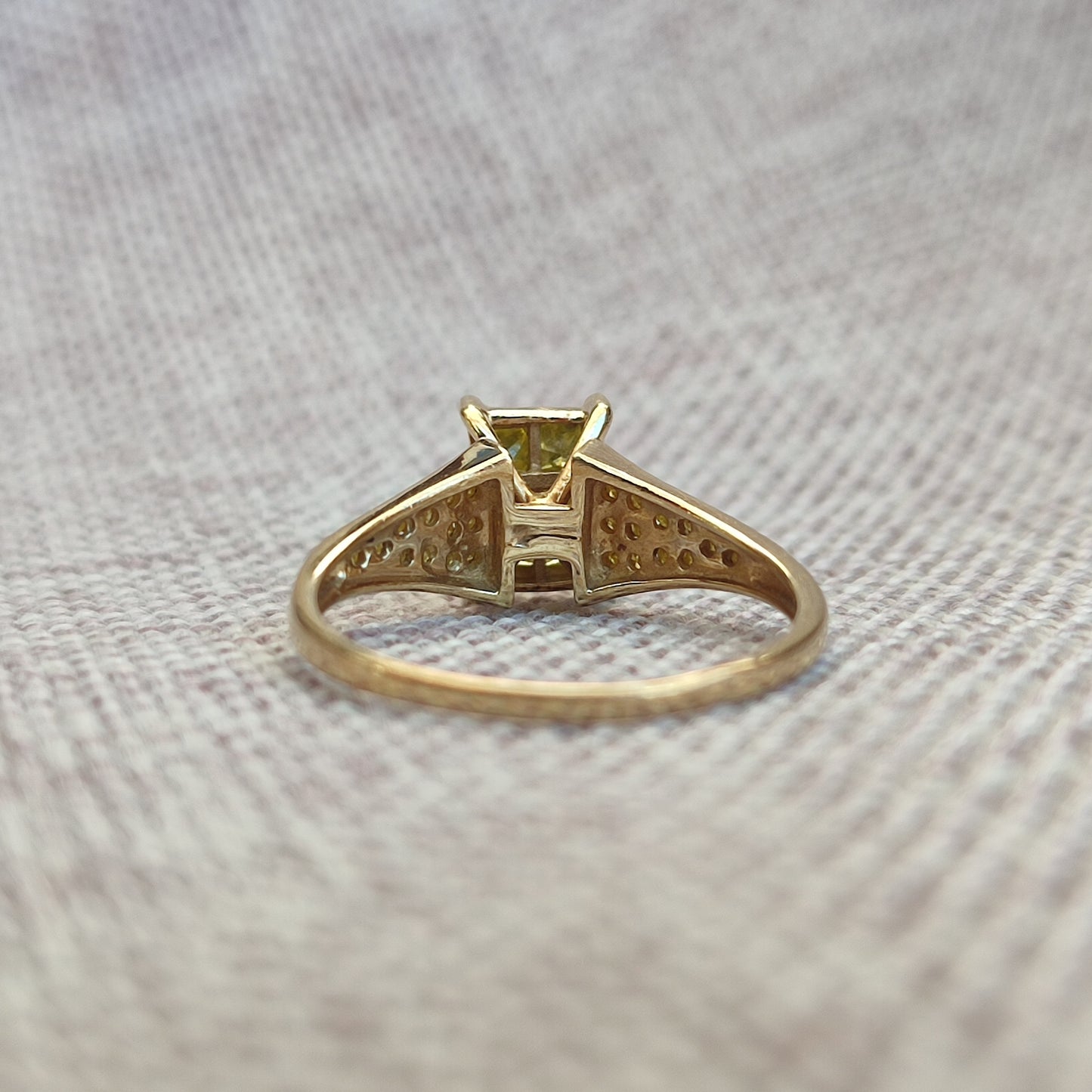 9ct Gold Yellow Diamond Ring