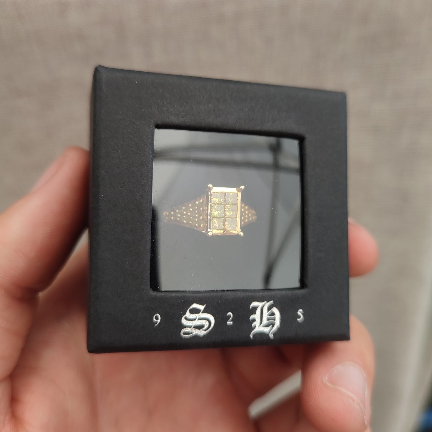 9ct Gold Yellow Diamond Ring
