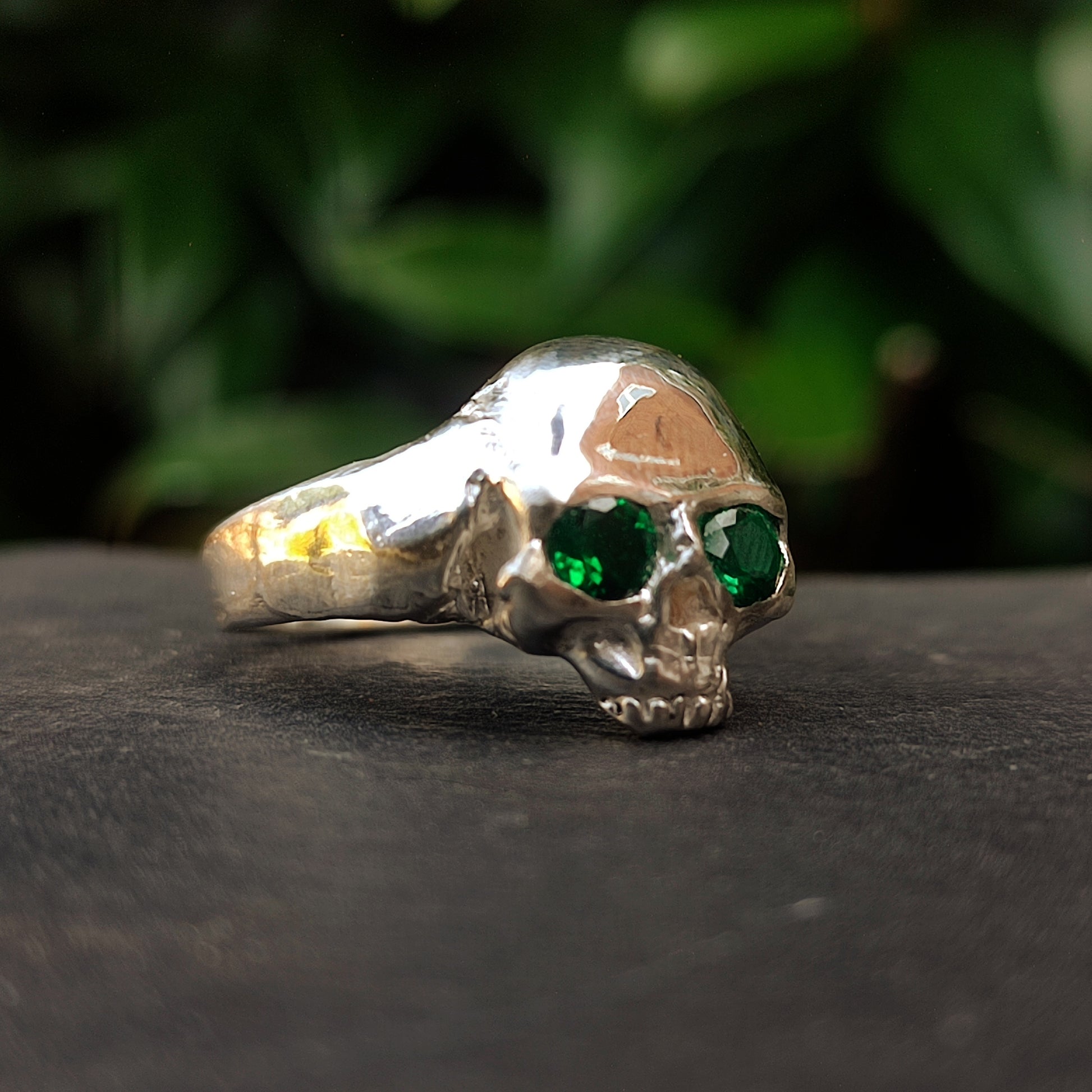 Emerald Skull Ring - silverhollowjewellery