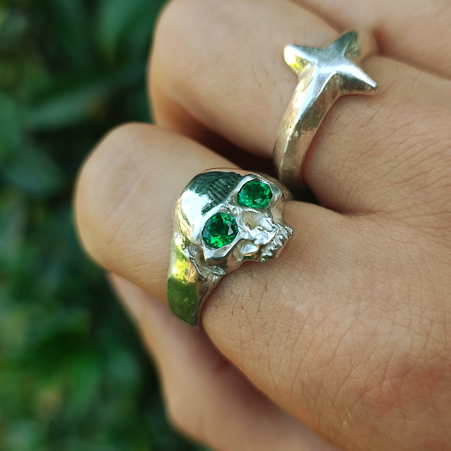 Emerald Skull Ring - silverhollowjewellery