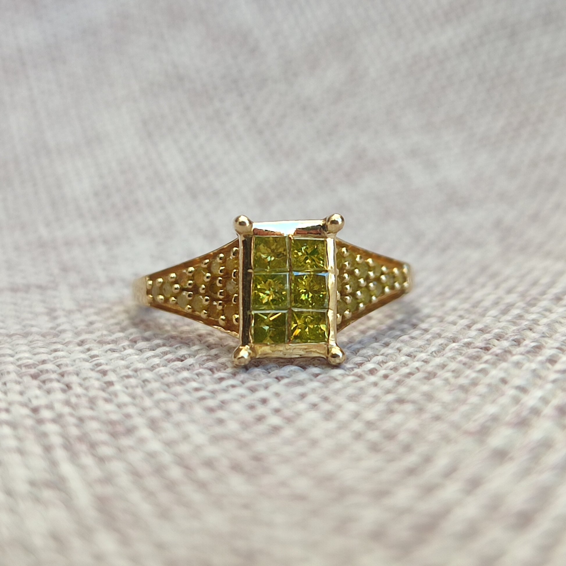 9ct Gold Yellow Diamond Ring - silverhollowjewellery