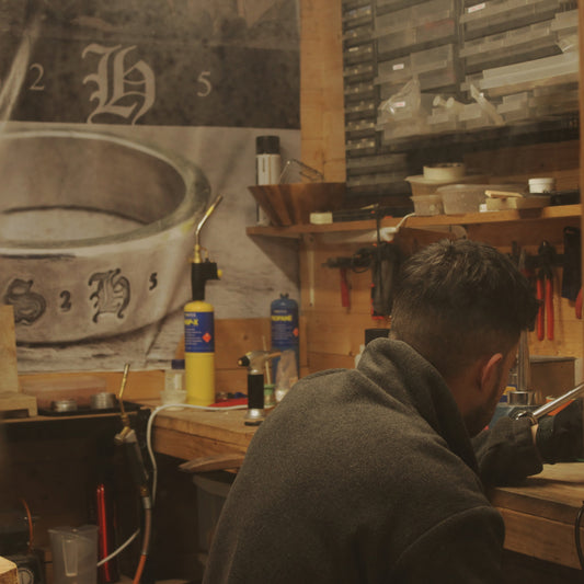 Why Choose Handmade Jewellery? Benefits of Artisan Craftsmanship & Ethical Design