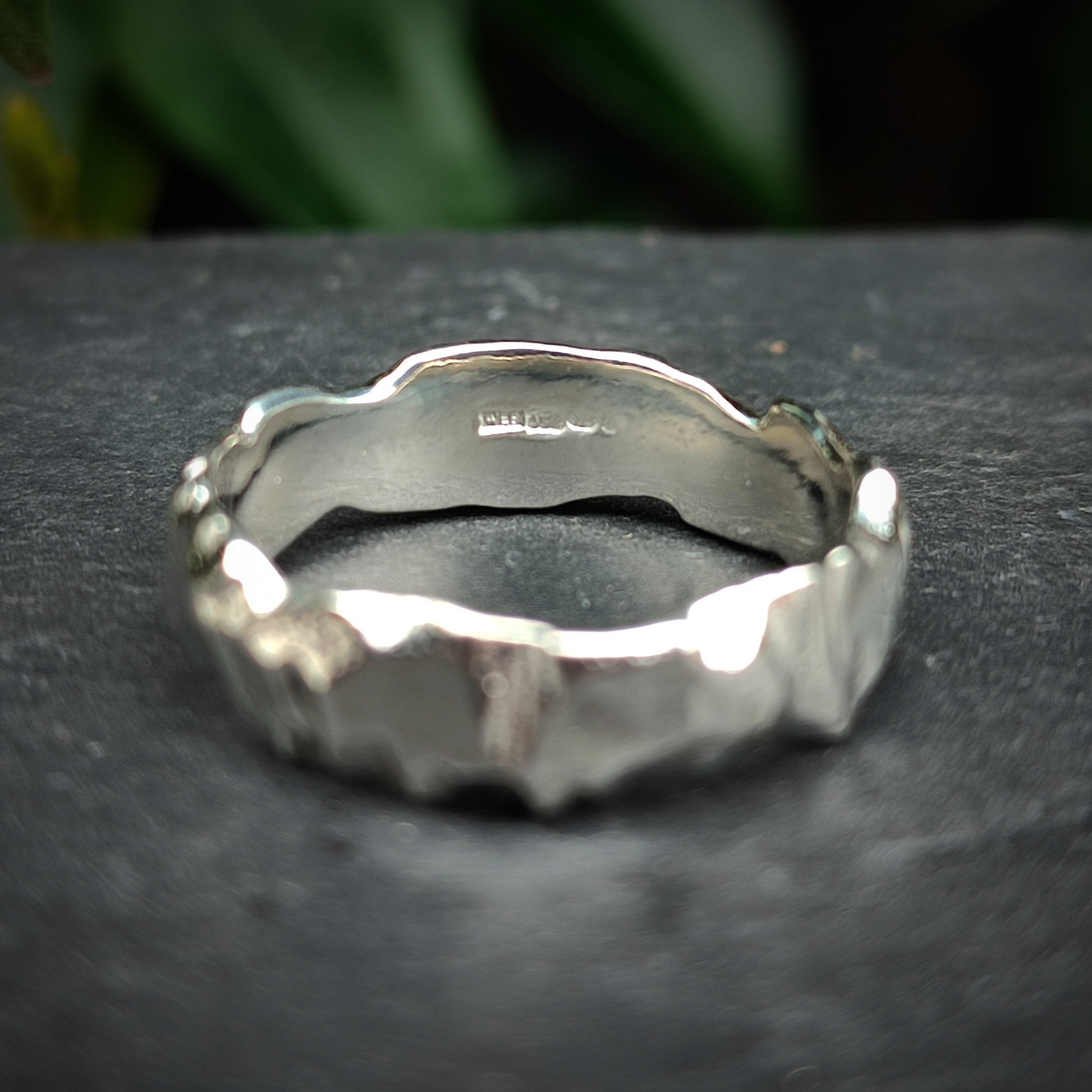 unique silver ring band