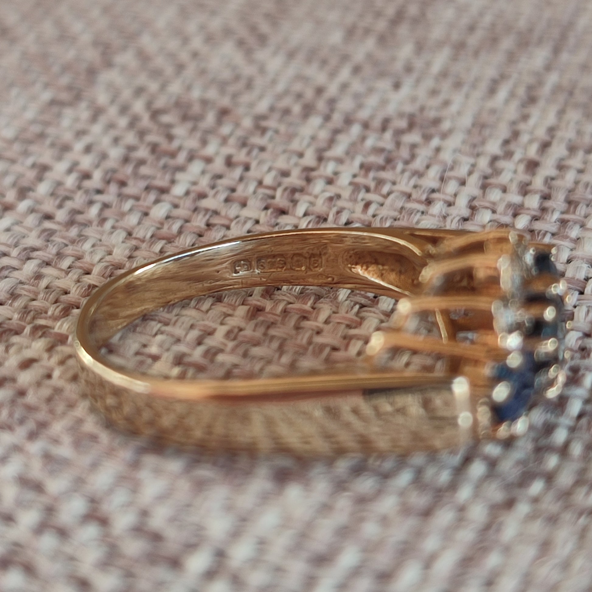 9ct Sapphire and Diamond Ring - silverhollowjewellery