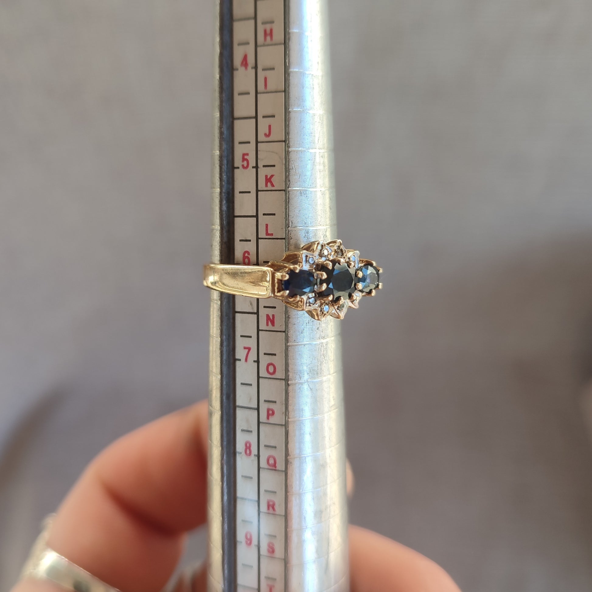 9ct Sapphire and Diamond Ring - silverhollowjewellery